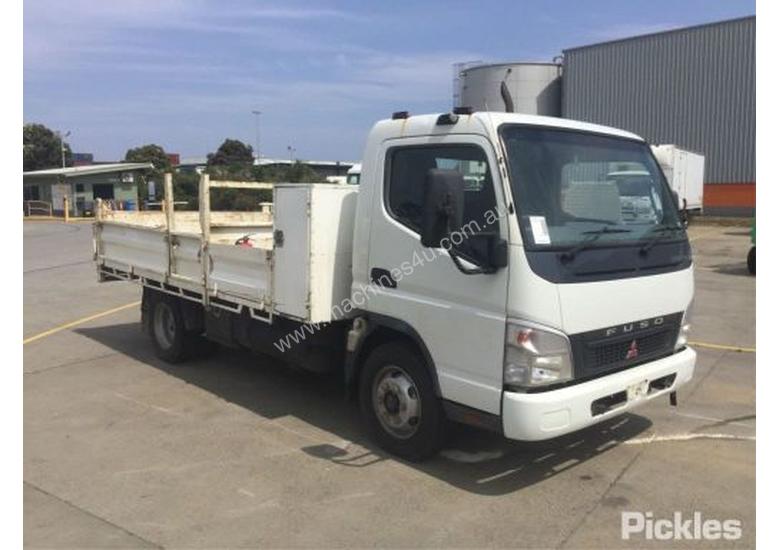 Buy Used Mitsubishi Fuso Canter T Box Trailer In Listed On