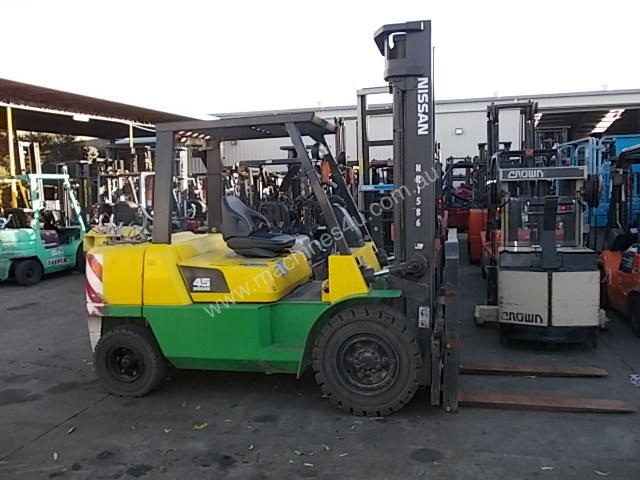 Nissan 4ton forklift #3