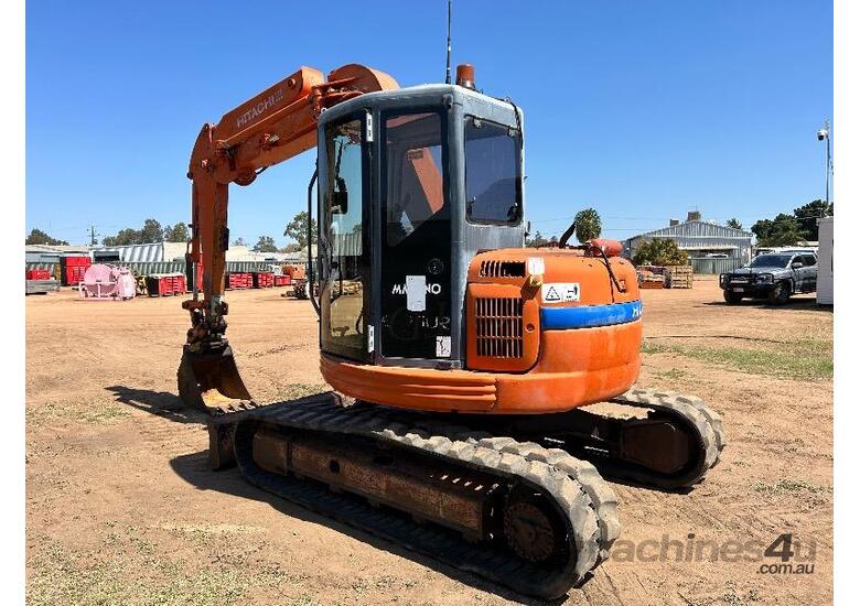 Used Hitachi Ex Ur Excavator In Listed On Machines U