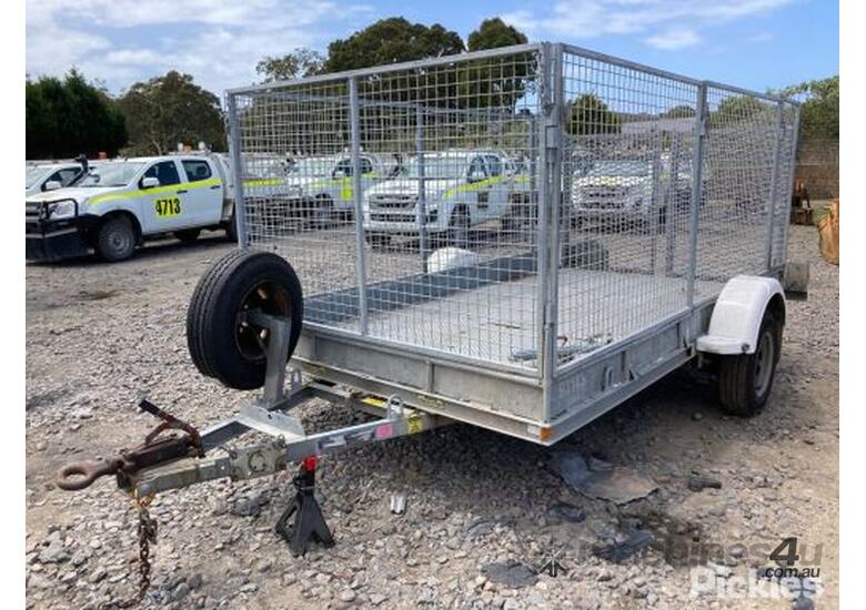 Buy Used 1986 Dean 1986 Dean SINGLE AXLE Caged Trailer Plant Trailer In