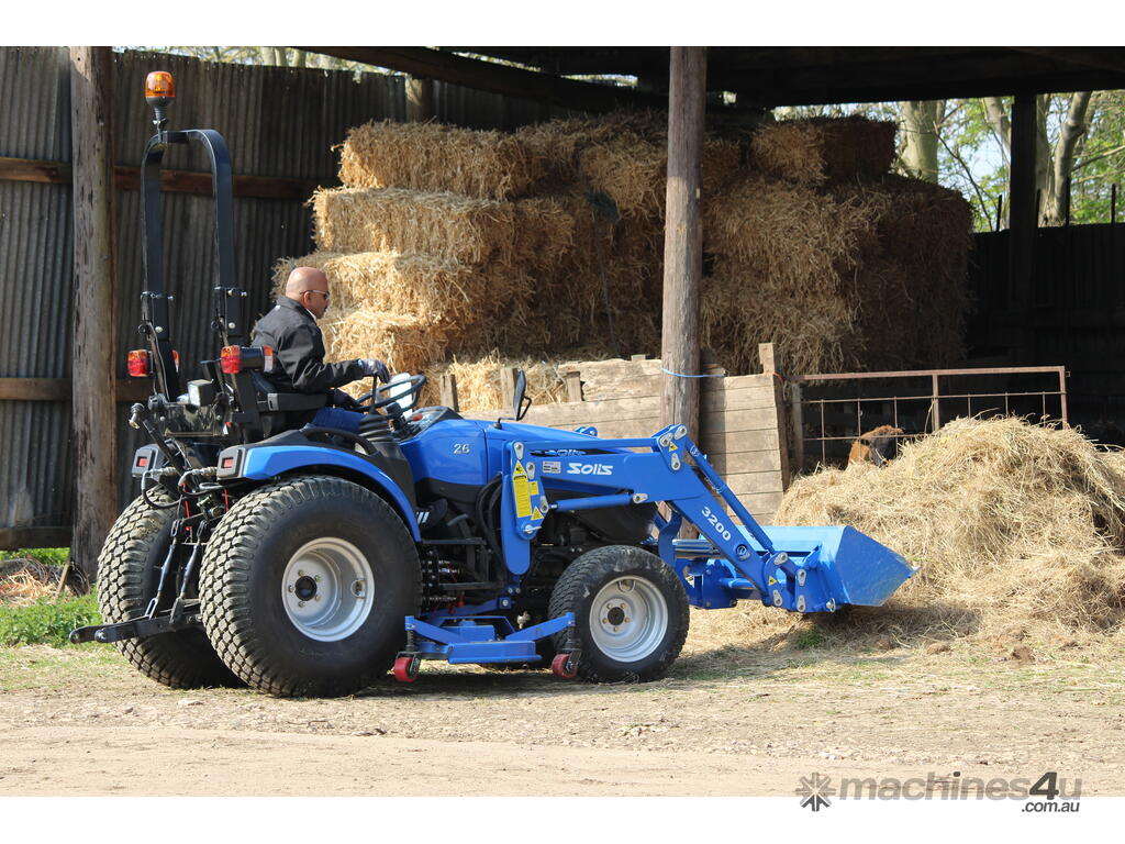 New 2021 Solis 26HP Hydrostatic Tractor With 4in1 Loader And Mid Mount