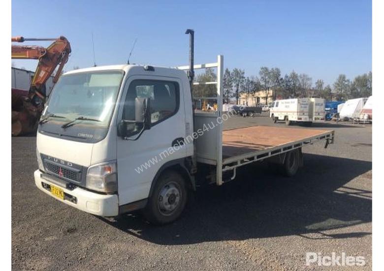 Buy Used Mitsubishi Fuso Canter T Box Trailer In Listed On