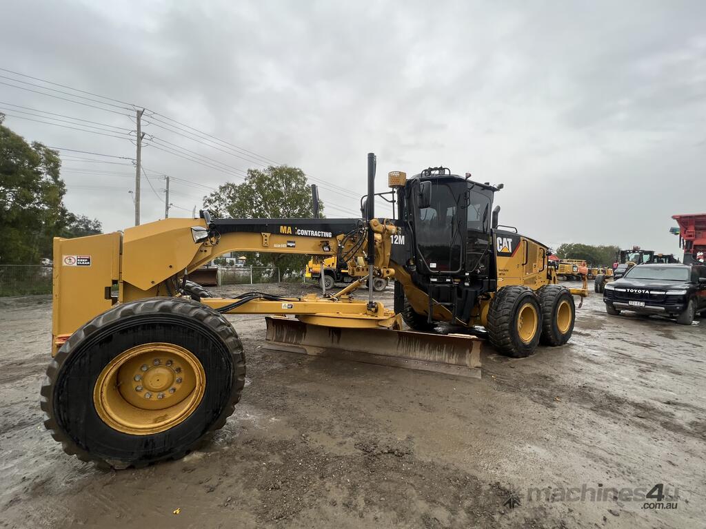 Used Caterpillar M Grader In Pinkenba Qld