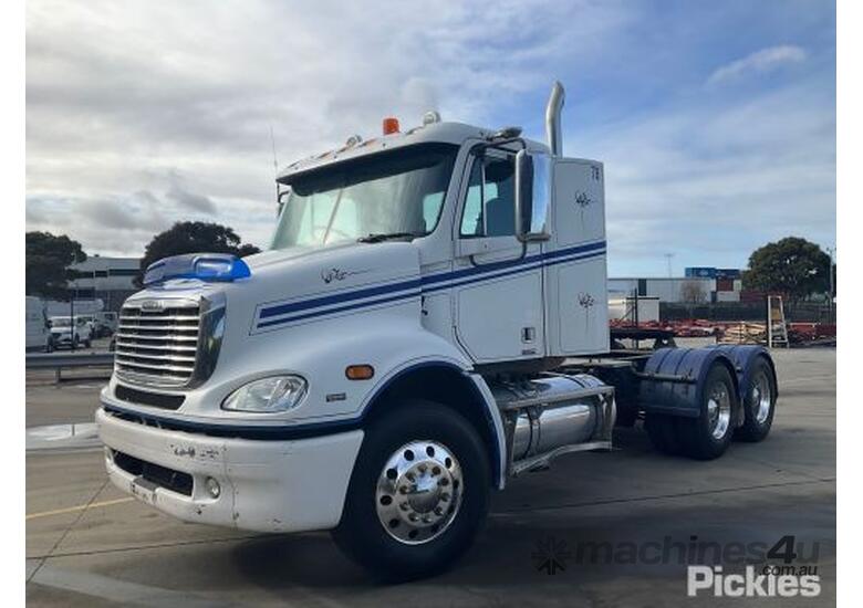 Buy Used Freightliner Columbia Flx Day Cab Trucks In Listed On