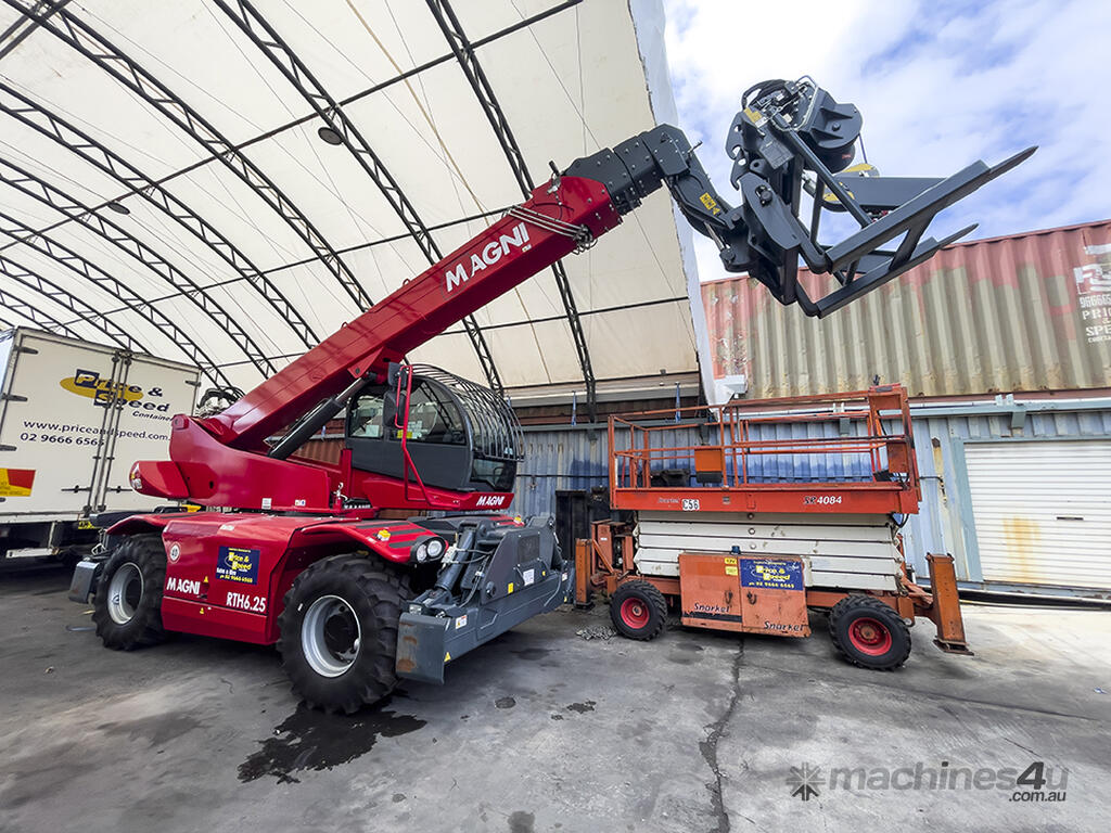 Hire 2020 MAGNI Magni TH6 20 Full Slewing Crane Telehandler PS060