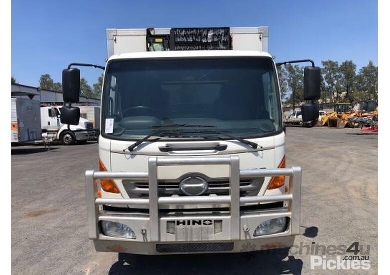 Buy Used Hino Hino Fc J Refrigerated Pantech Tray Truck In