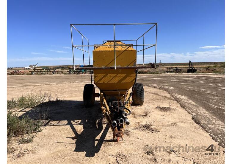 Used Gyral GYRAL 2400Kg Trailing Cart Air Seeder In Listed On