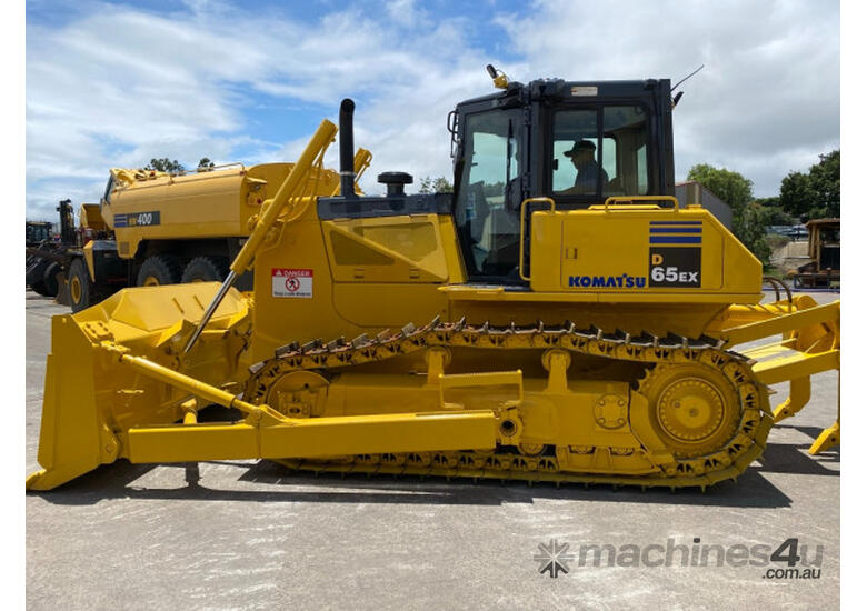 Used 2014 Komatsu D65 EX 17 Dozer In Listed On Machines4u