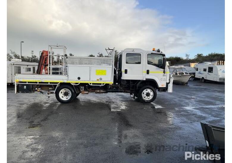 Buy Used Isuzu FSS550 Service Trucks In Listed On Machines4u