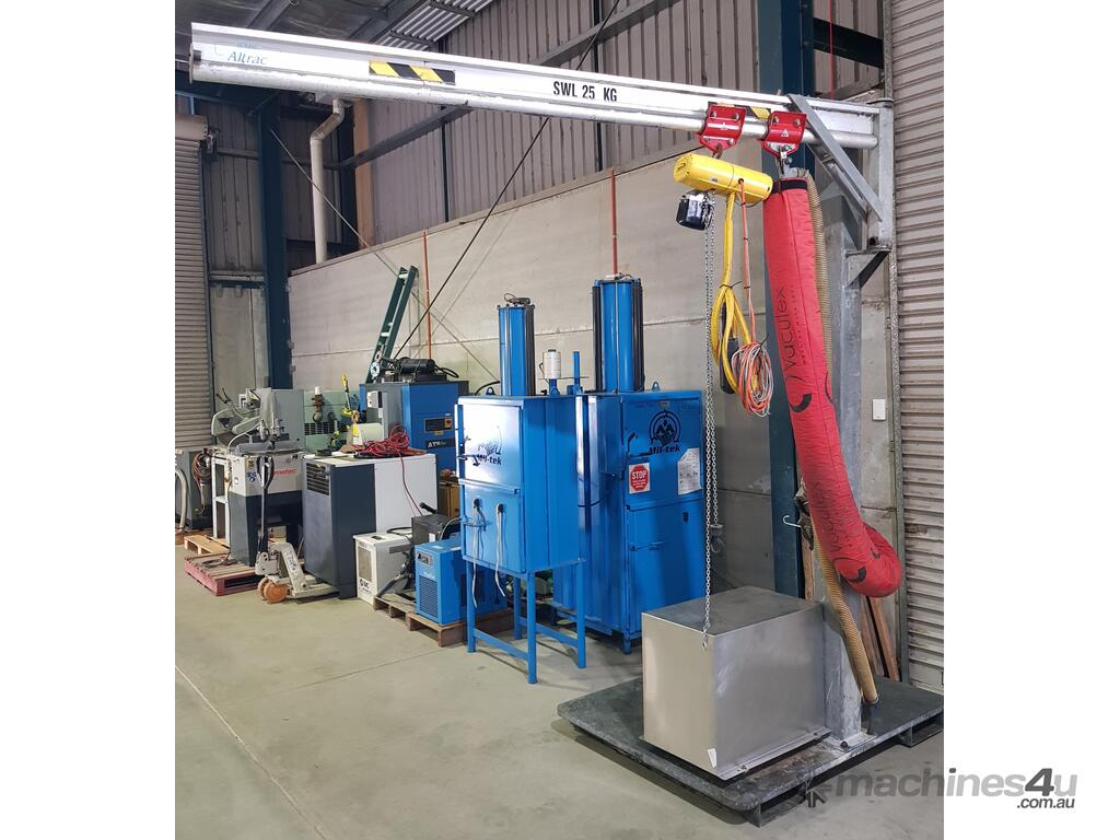 Used Bomac Altrac 125kg 500kg Jib Gantry Cranes 100 1000kg Hoists