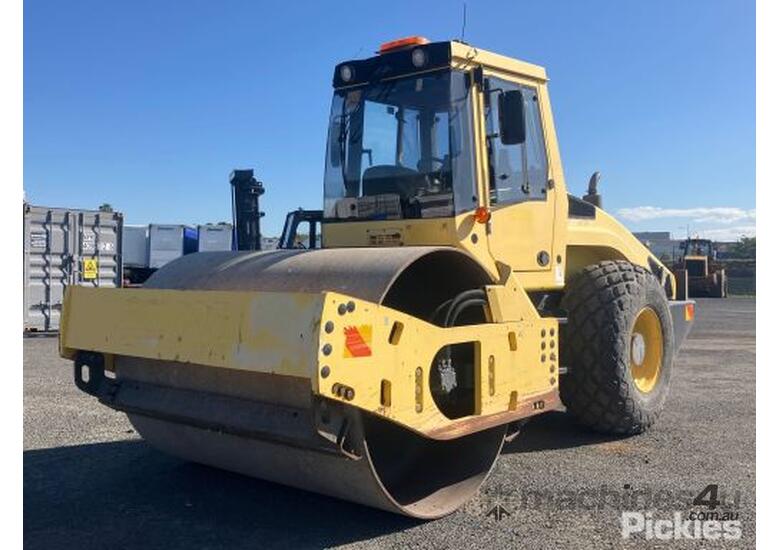 Used 2010 Bomag 2010 Bomag BW 211 D 4 Articulated Vibratory Smooth Drum