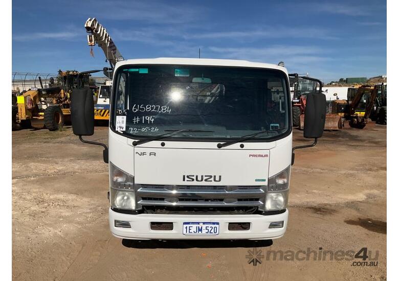 Buy Used 2013 Isuzu 2013 Isuzu NPR 400 Crane Tipper Day Cab Pantech