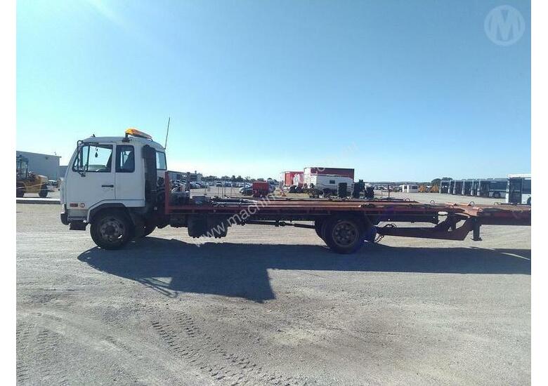 Buy Used Ud Ud Lk Tray Truck In Listed On Machines U