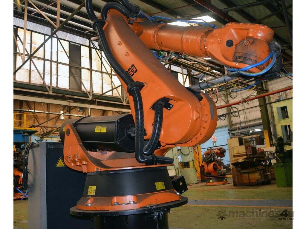 Used Kuka Kuka Kr P Robot System With Controller And