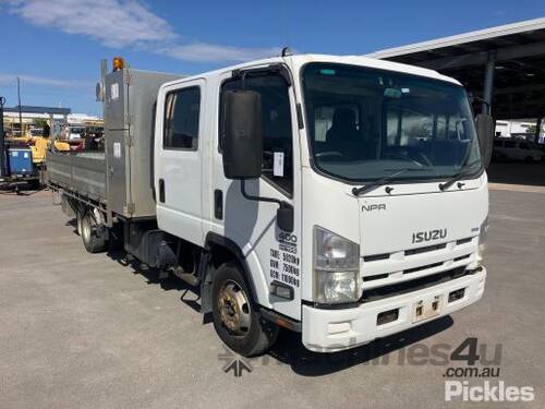 Buy Used Isuzu Isuzu Npr Crew Crew Cab Tipper Sleeper Cab