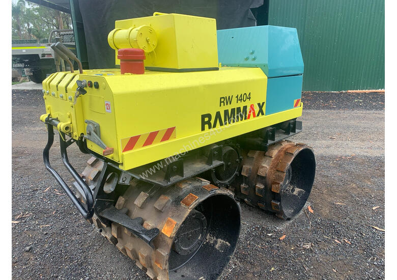 Used Rammax Rammax Rw Compactor Roller Compacting Trench Roller In