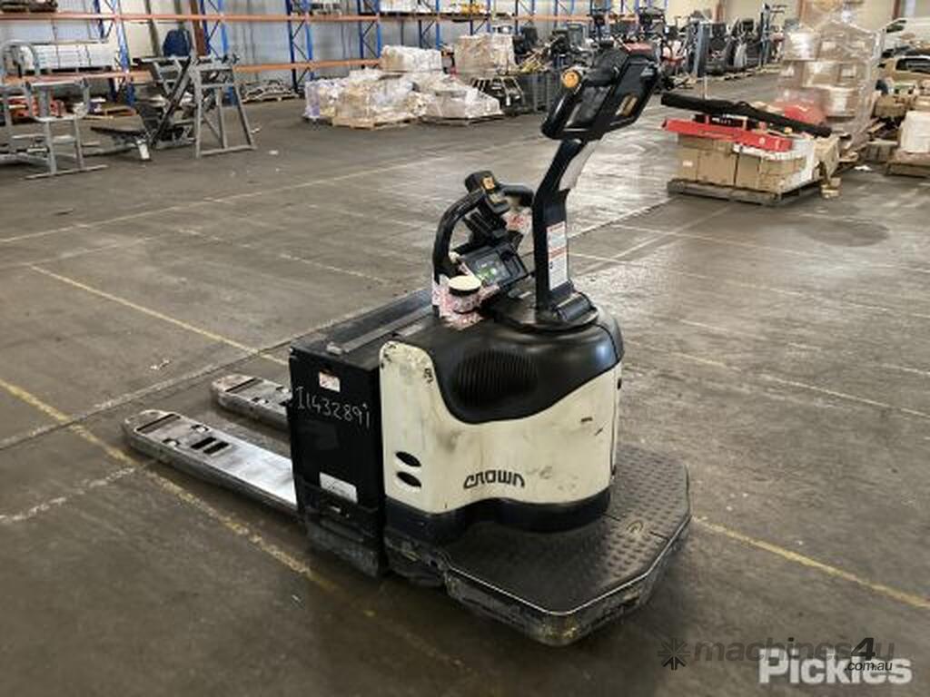 Used Crown Crown Pe Walk Behind Electric Pallet Jack Powered