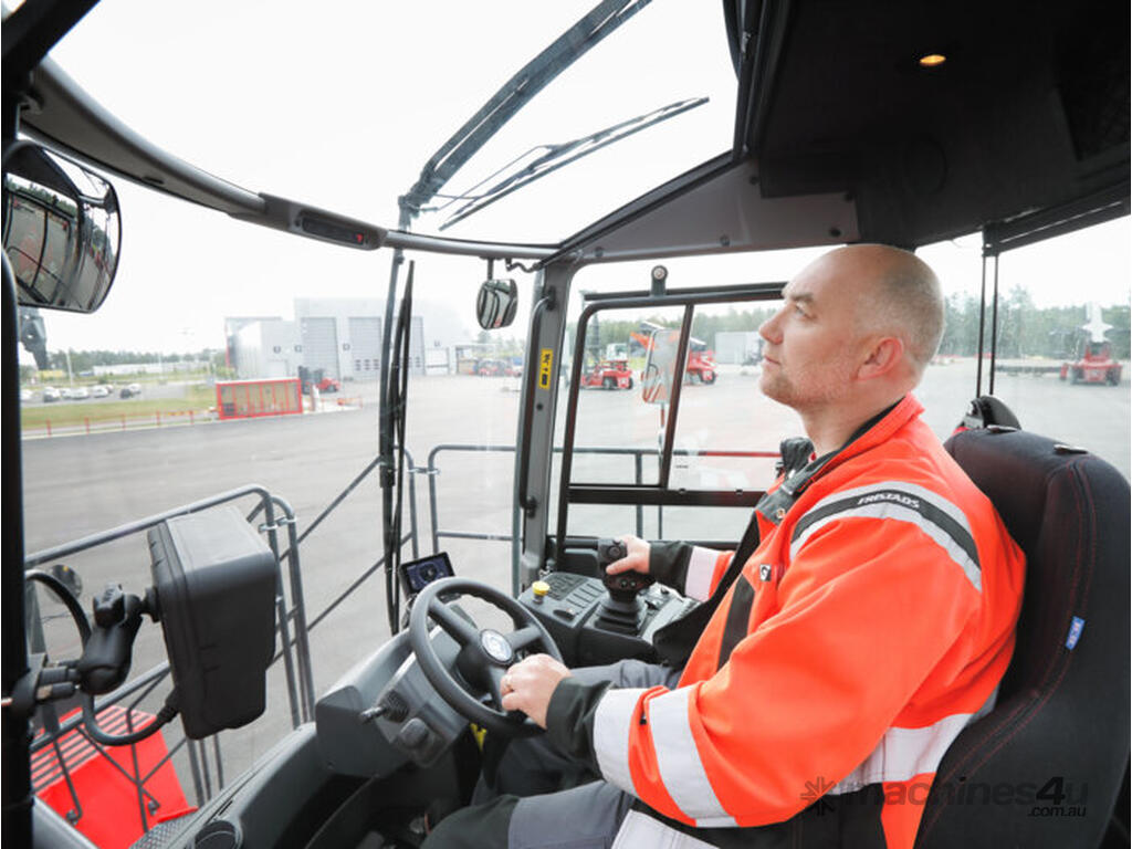 New Kalmar Kalmar Loaded Container Handler T Container Handling In