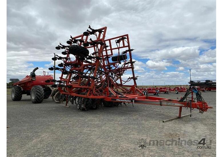 Used Horwood Bagshaw Horwood Bagshaw PSS 40ft And 9000L QT Air Seeder