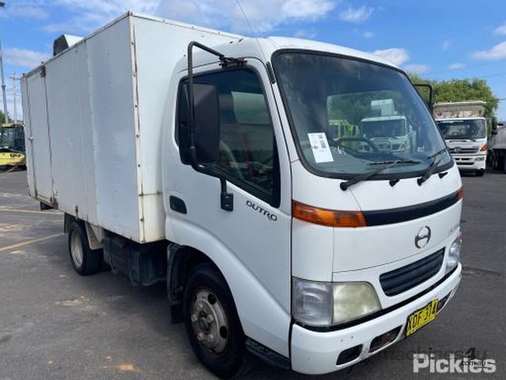 Buy Used 2001 Hino DUTRO Cab Chassis In Listed On Machines4u