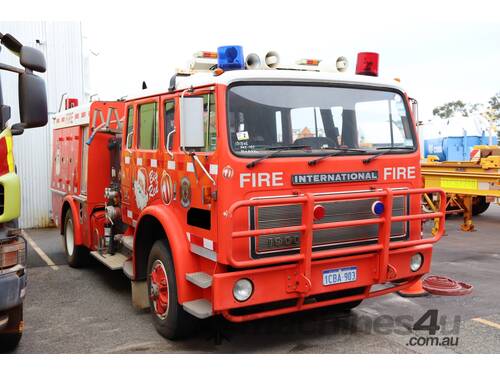 1986 INTERNATIONAL ACCO CAB CHASSIS FIRE TRUCK