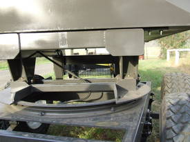 MCIND Comb trailer - picture0' - Click to enlarge