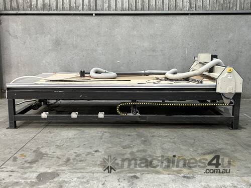 Multicam Series IIIS CNC Router Machine Auto Tool Change Vacuum Table 3.6 x 1.8m