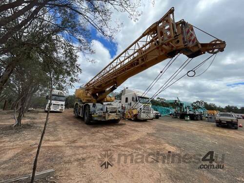 2011 Tadano GR-700ex Rough Terrain Crane