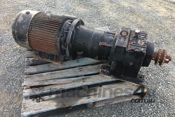 Geared unit SEW 10-1 Rpm 30 Kw Motor