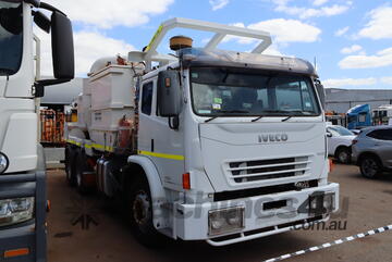 2013 IVECO ACCO C/CAB BUILT VACUUM SERVICE TRUCK