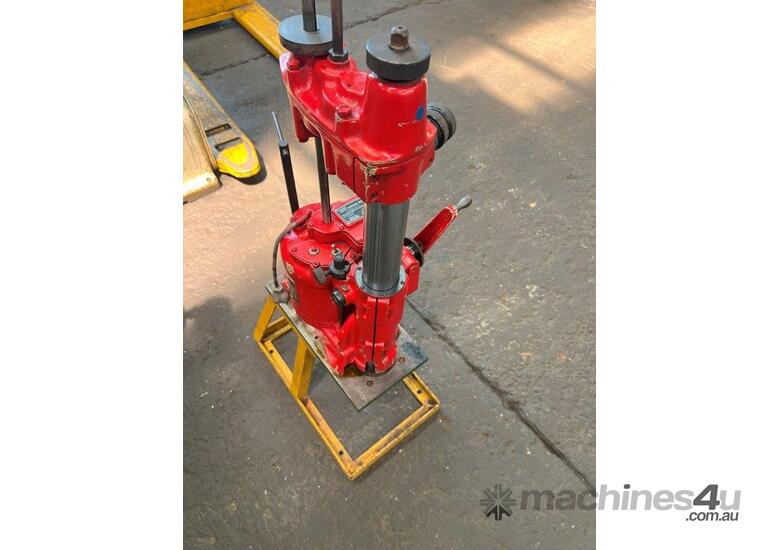 caption Repco R100 Cylinder boring bar