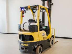 HYSTER H1.8FT Counterbalance Forklfit - picture2' - Click to enlarge