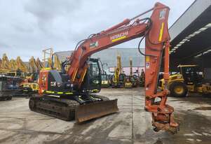 2020 HITACHI ZX135US-5 15T EXCAVATOR WITH TILT HITCH, BUCKET SET, CIVIL SPEC AND 3710 HOURS