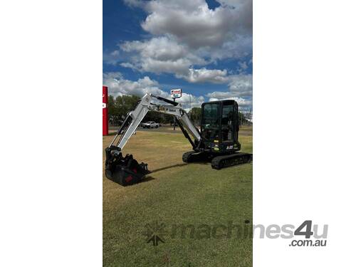 Bobcat E35 Mini Excavator 