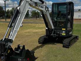 Bobcat E35 Mini Excavator  - picture1' - Click to enlarge