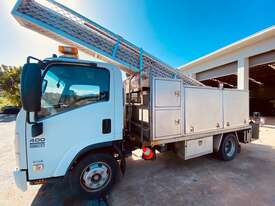 2012 Isuzu NPR400   4x2 Service Truck - picture0' - Click to enlarge