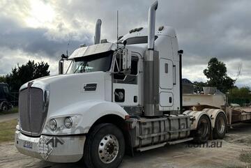 Kenworth 2011   T409