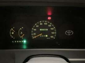 2003 Toyota Hiace Commuter Petrol - picture1' - Click to enlarge