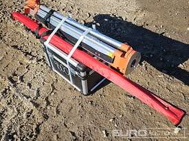 Unused SKLP Laser Level, Self-Leveling, Rotary Laser Level With Batteries, Receiver, Tripod, Grade R - picture0' - Click to enlarge