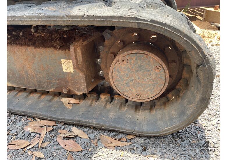 caption 2006 Caterpillar 305C Rubber Tracked Excavator