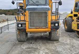 2001 BELL B25C ARTICULATED TRUCK WITH 20,000 LTR WATER TANK 2001 BELL B25C ARTICULATED TRUCK WITH 20,000 LTR WATER TANK