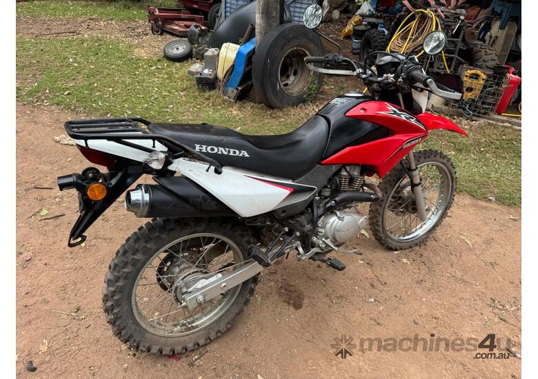 caption HONDA MOTORCYCLE