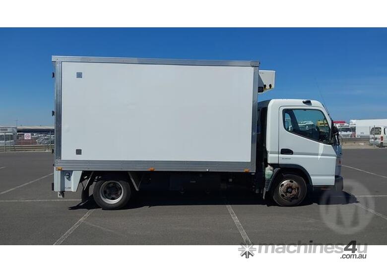 caption Fuso Canter
