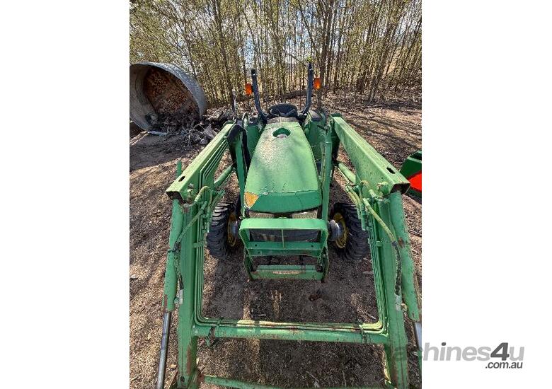 caption John Deere 4200 Tractor