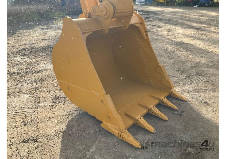 caption 2022 Caterpillar 330GC Excavator (Steel Tracked)