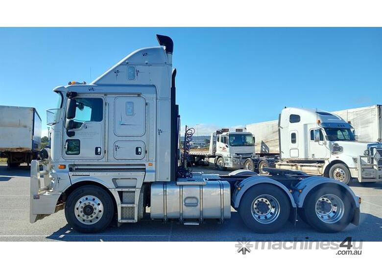 Kenworth K200