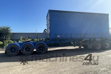 2003 Maxitrans Curtainsider ST3 Lead A Trailer 2003 Maxitrans Curtainsider ST3 Lead A Trailer