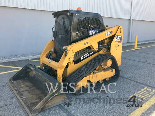 caption CAT 239D3 Compact Track Loader