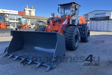 Hercules     LK55W LOADER