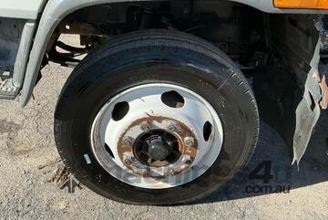 Isuzu 2002   FSR700 EWP Day Cab